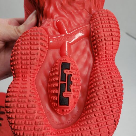 Nike LeBron 19 XIX Low Light Crimson Red Mens 8 Basketball Shoes DO9829-600 - Picture 13 of 16